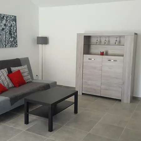 Lenza Villa *